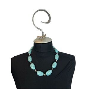 HLM SOHO - Boho turquoise dyed howlite bead necklace; a singe strand of large fl